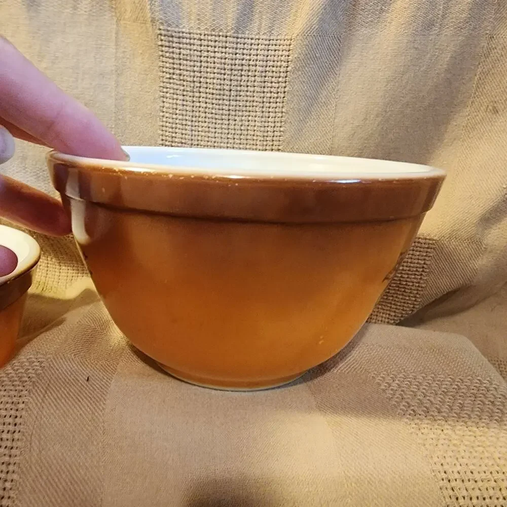 Vintage Pyrex Old Orchard Mixing Bowls Set 401 & 402 Brown Ombre Fruit